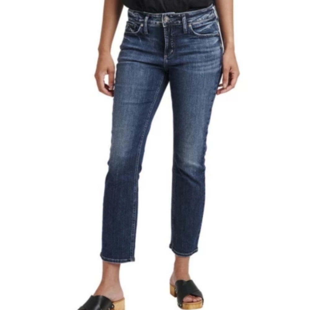 Silver Jeans Dark Wash Mid Rise Elsye Capri Jeans Size 26